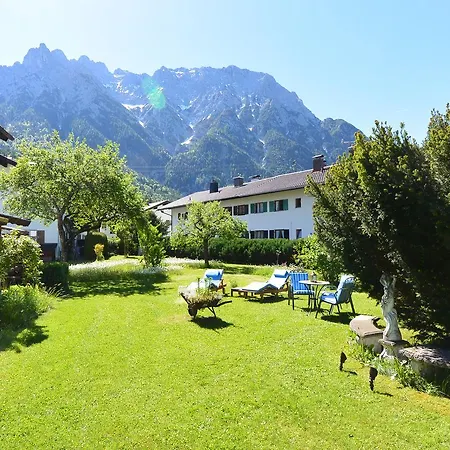 Woernerblick Apartment *